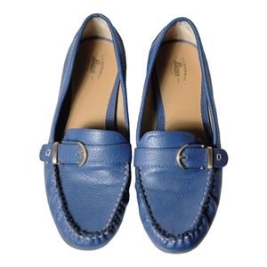 G.H. Bass Betsy blue moccasin driving loafers buckle flats size 8